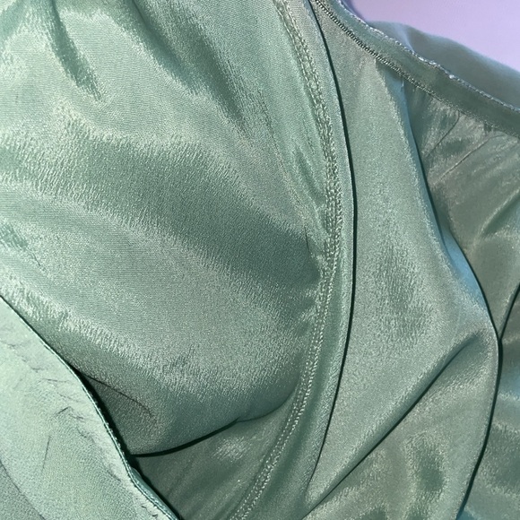 NWT PRETTYLITTLETHING dress 10 - Picture 8 of 14